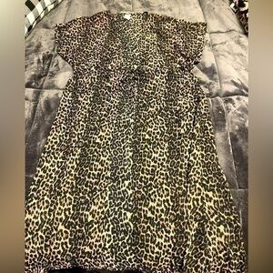 Cheeta short sleeve tie front wrap Size L/XL